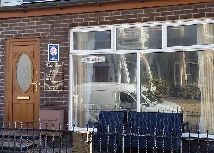 Evanescent Bar And Rooms Blackpool